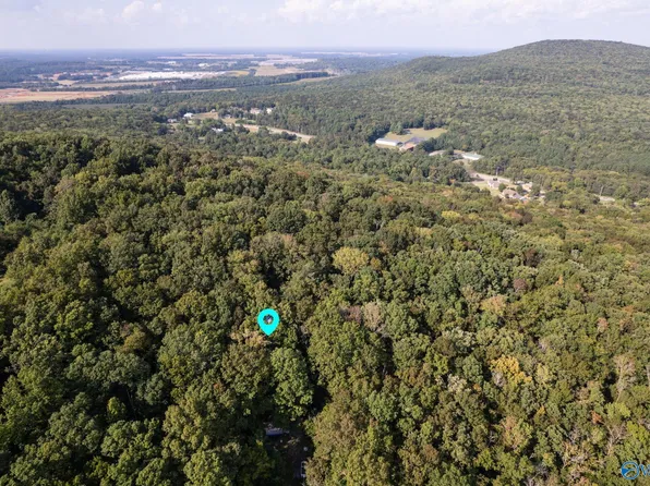 Juniper Dr NW, Huntsville, AL 35810
