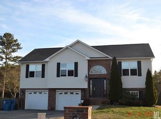 4385 33rd Street Ln NE, Hickory, NC 28601