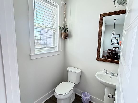 5th image of 1108 Studdingsail Ln