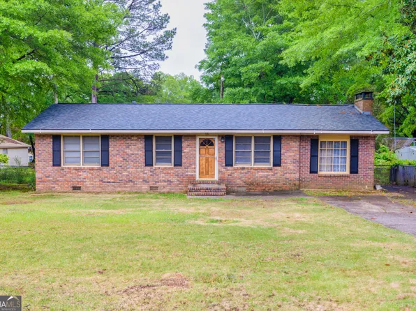 98 Orchard Cir, Commerce, GA 30529