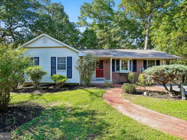 1002 Broadmore Cir, Silver Spring, MD 20904