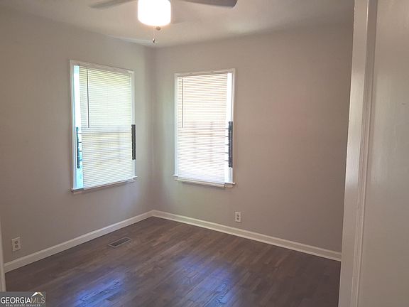 4th image of 2078 E Lilac Ln