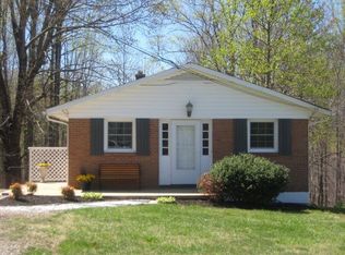 809 Banks Rd, Martinsville, VA 24112