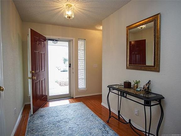 3rd image of 7508 S 96th Ave E