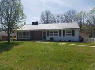 228 Robin Rd, Russell, KY 41169