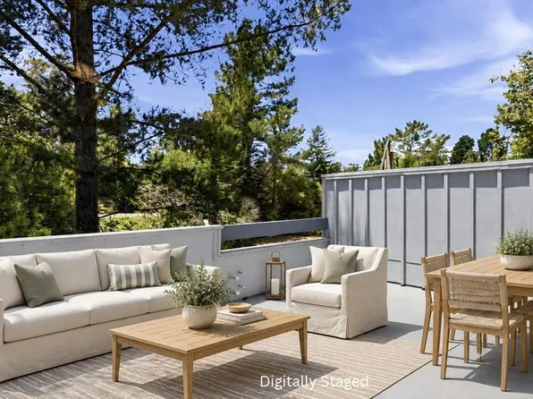 2052 Wharf Rd, Capitola, CA 95010