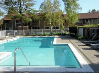J Street, Davis, CA 95616