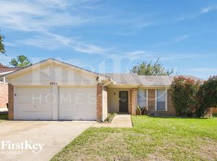 7604 Evergreen Dr, Watauga, TX 76148