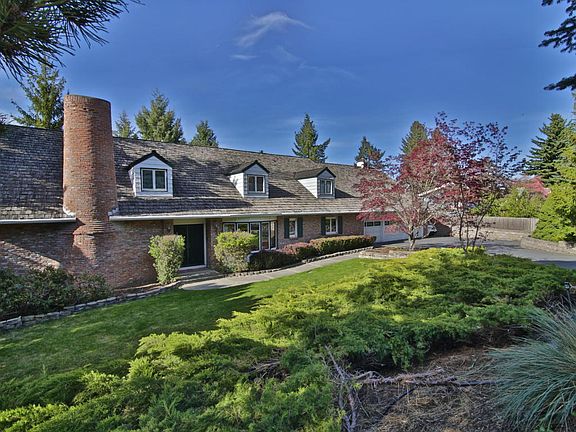 3rd image of 3037 E Hayden View Dr