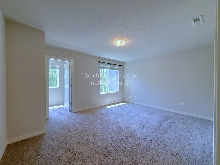 6527 SE Genrosa St — Photo 14