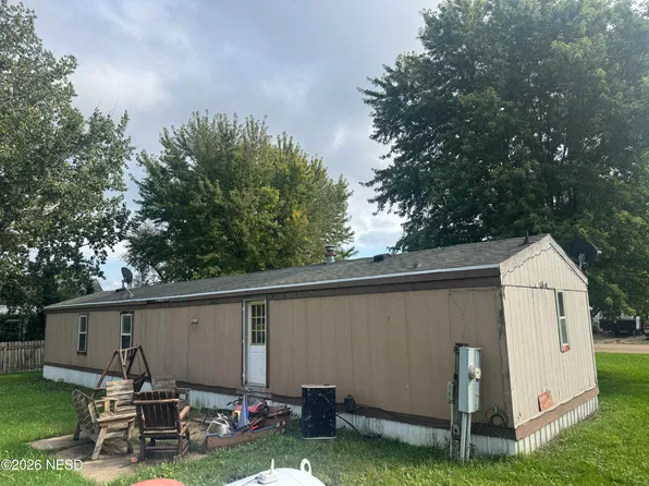 40 Burnstad Ave, Florence, SD 57235
