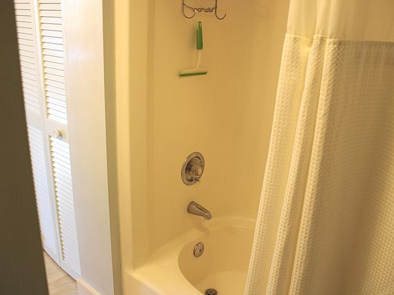5th image of 660 N Golf Villas #660