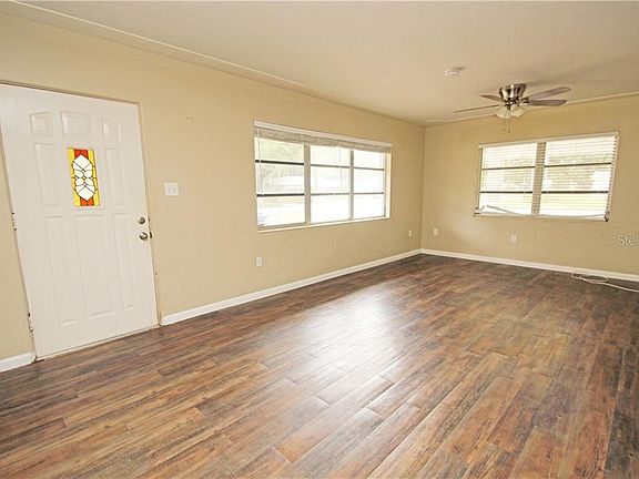 4th image of 6118 Carlton Ave
