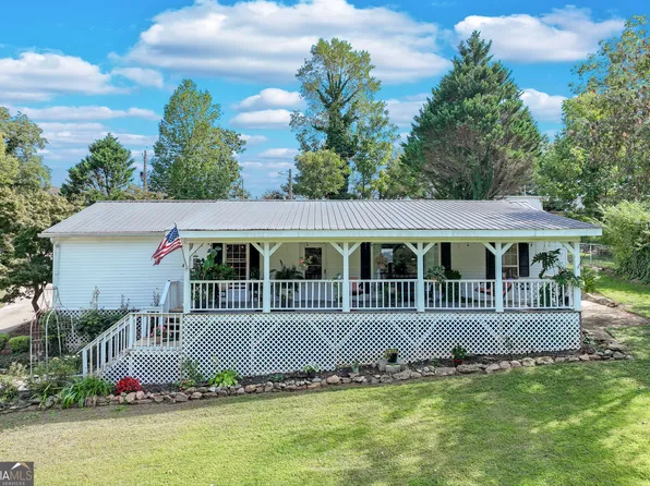 6016 Chattahoochee St, Lula, GA 30554