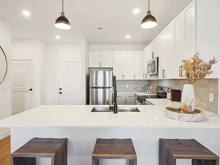 The Pendant Southlands Kitchen