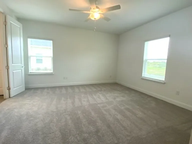 4103 Clifden Dr — Photo 8