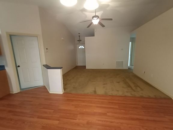 4th image of 1455 6th St