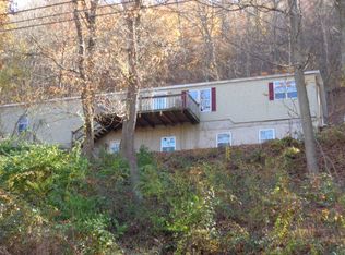 11 Urban Ln, Lewistown, PA 17044