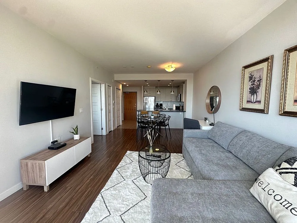 1 bed, 671 sqft, $2,980 — Photo 2