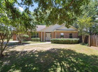 7 Troyer Ct, Fairhope, AL 36532