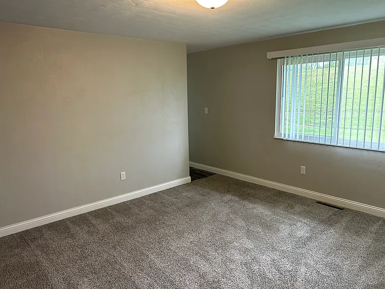 1023 Old Main St — Photo 16
