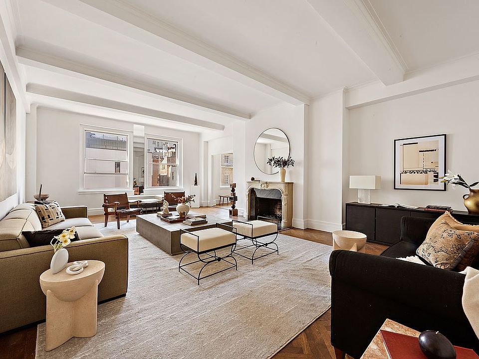 1st image of 33 E 70th St #5E