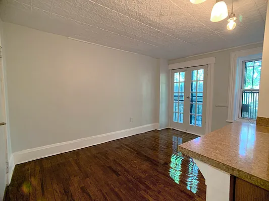 Rented by Triplemint | media 49