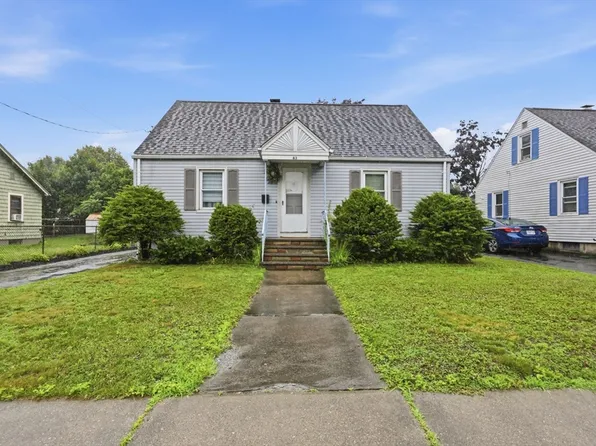 63 Fordham St, Springfield, MA 01104