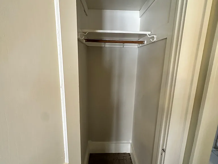 1318 S Hydraulic Ave — Photo 16