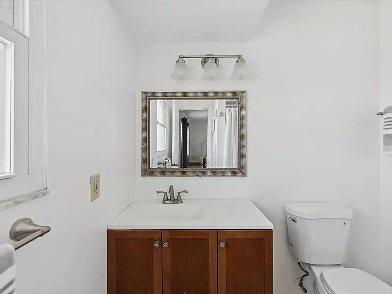 3272 Minnow Creek Dr — Photo 17