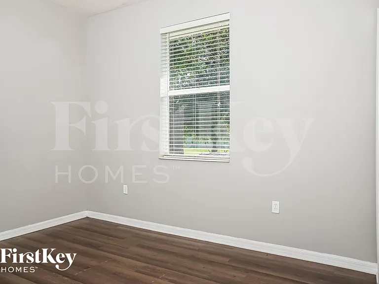 5108 Sylvania Ave — Photo 12