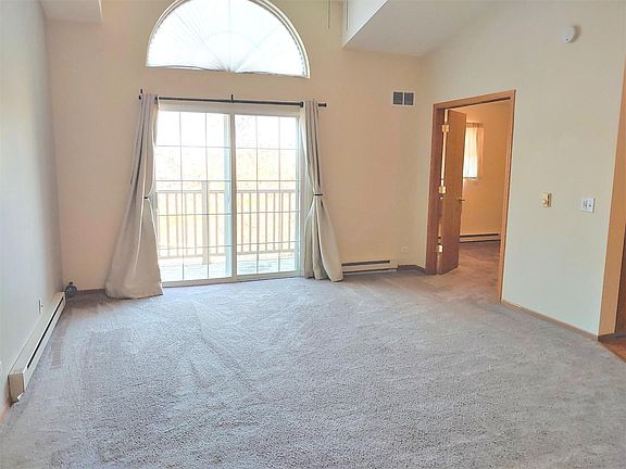 2nd image of 1545 W Crystal Rock Ct Unit 3D