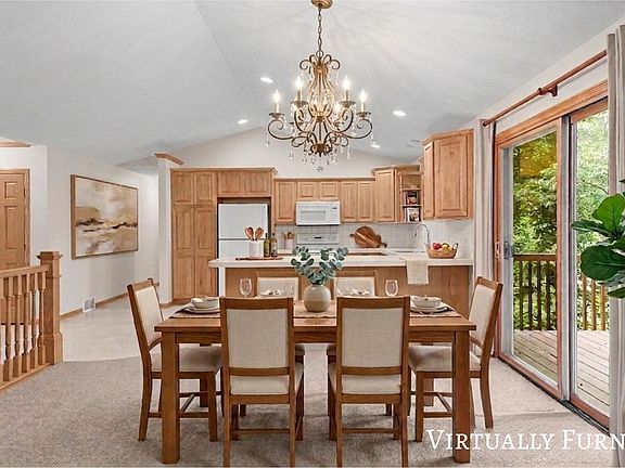 3rd image of 4864 Westshire Dr NW