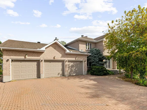 6 Marchbrook Cir, Ottawa, ON K2W 1A1
