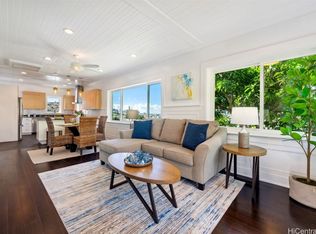 1821 Waihee St, Honolulu, HI 96817