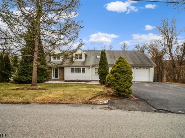 21 Circle Dr, Parsippany-Troy Hills Twp., NJ 07054