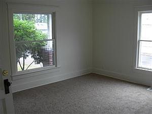 5th image of 2108 Capitol Way S APT 1