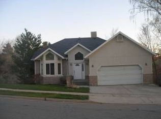 2432 Granite Hills Cir, Sandy, UT 84092