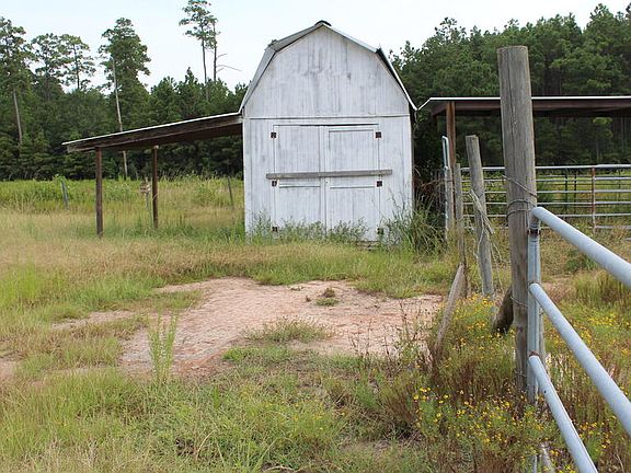 4th image of 277 County Road 280