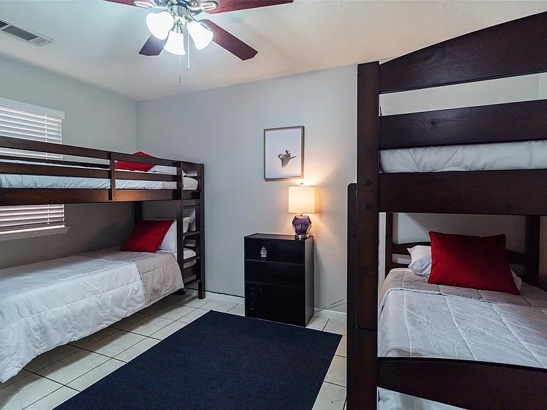 13414 Creek Springs Dr — Photo 23