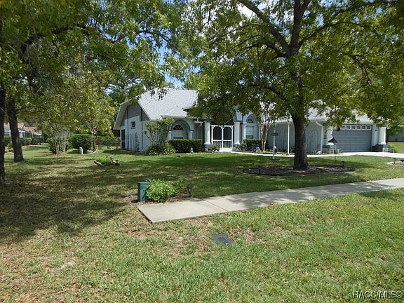 2nd image of 141 W Forest Oak Pl