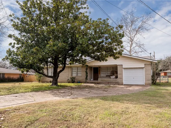 1004 N Old Robinson Rd, Robinson, TX 76706