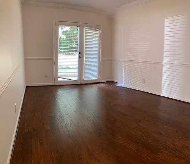125 Sterling Ct — Photo 3