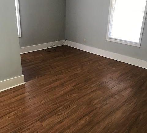 4th image of 301 S Vance St APT B