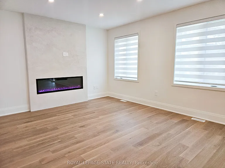 115 Chesley St #MAIN — Photo 12