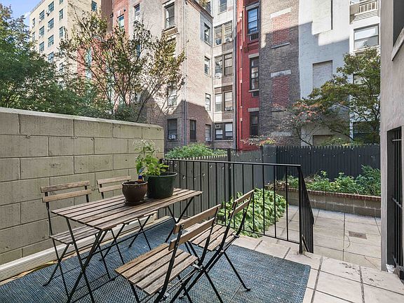 2nd image of 47 W 85th St APT B