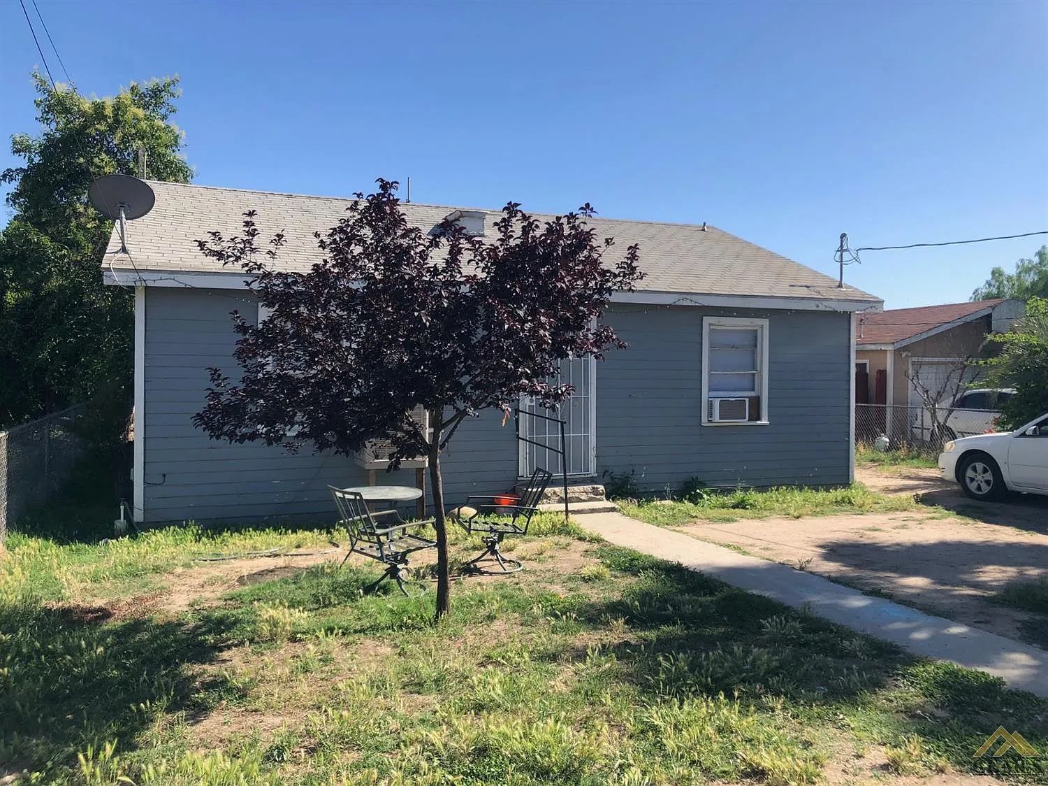 417 Prince Ln photo 1