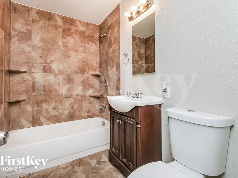930 E Weber Dr — Photo 13