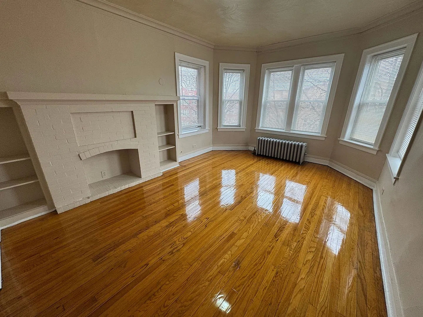 2 bed, $1,025 — Photo 1