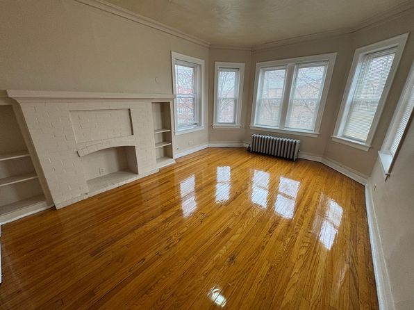 8000-02 S Marshfield Ave #3